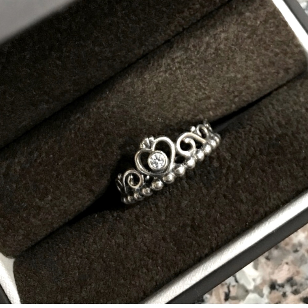 Pandora Princess Ring